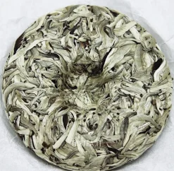 Clearance PU’ER JING GU WHITE – tea cake Foglie Di Tè